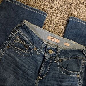 Ariat, women’s jeans. Like new.